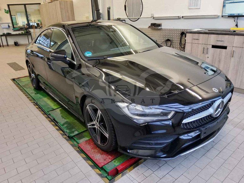 Mercedes-Benz CLA 180 AMG Line 2023