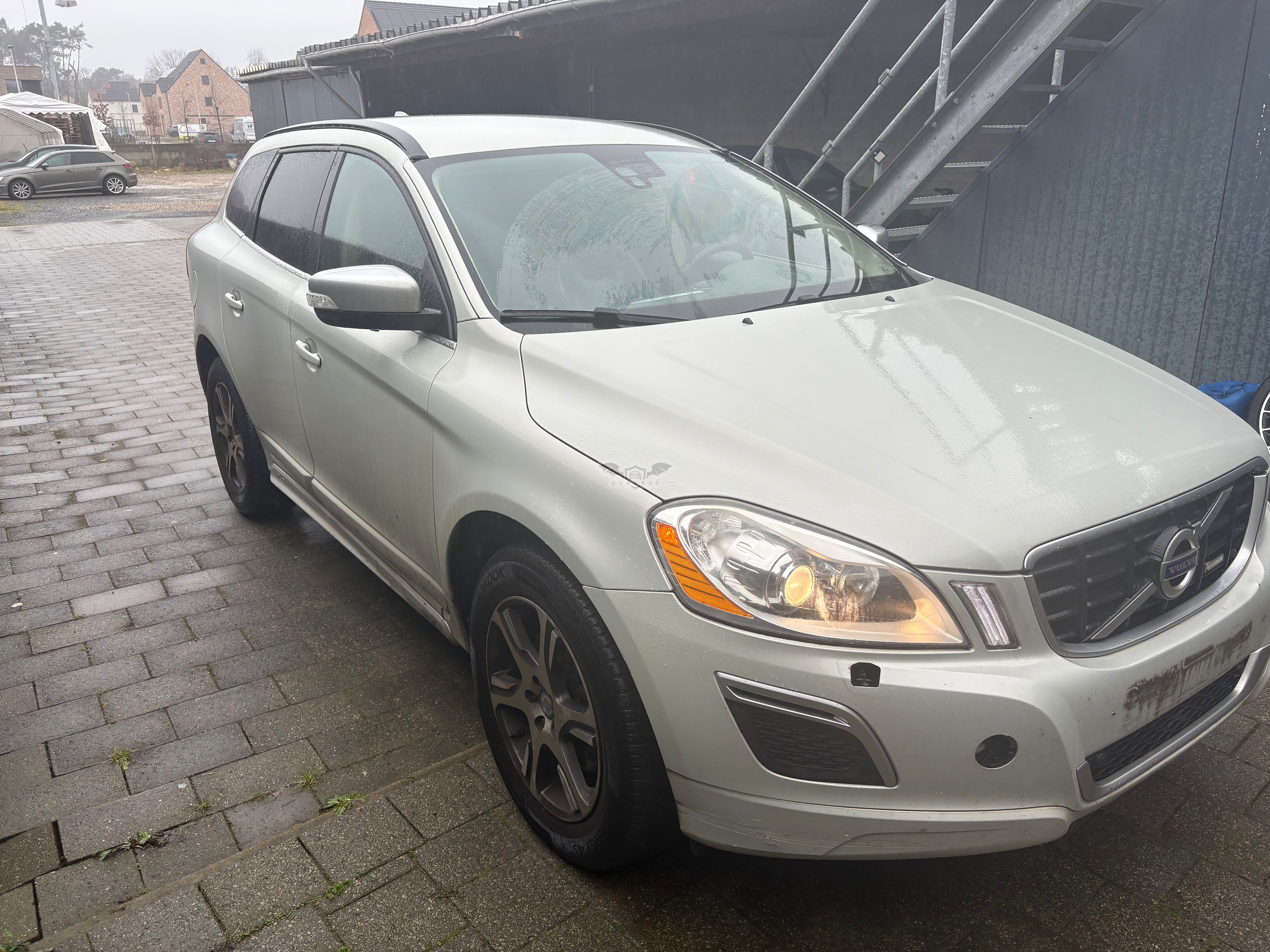Volvo XC60 2.0 R-Design 2011