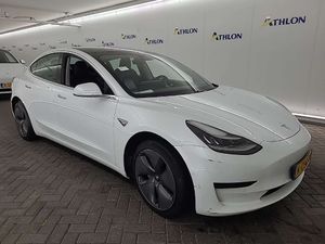 Tesla Model 3 Standard Range Plus 60 kWh 2020