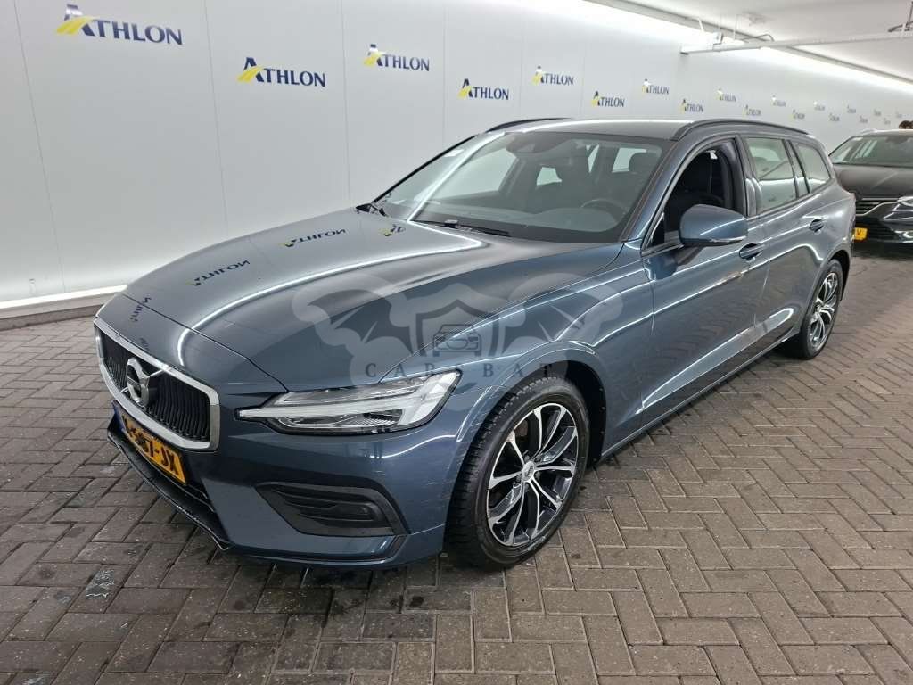 Volvo V60 B3 Momentum 2021