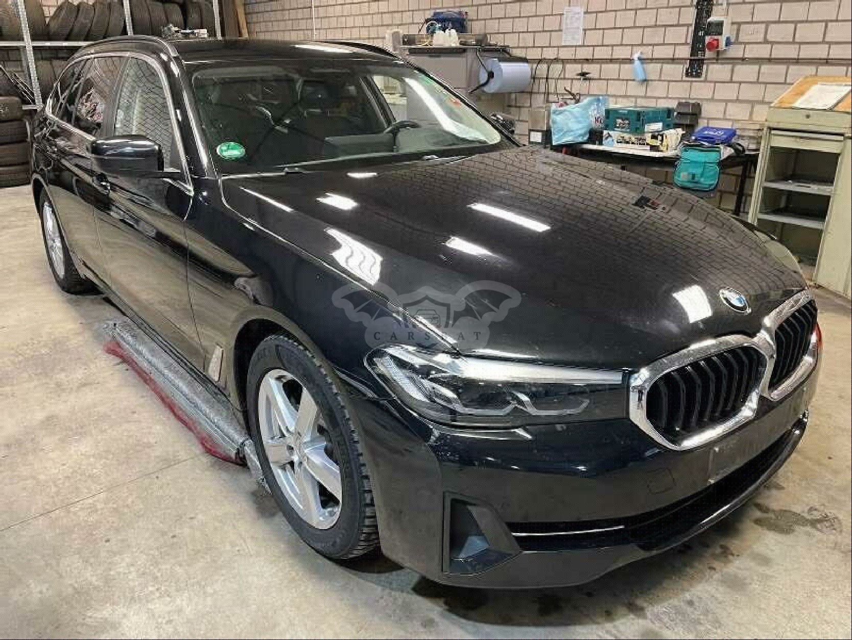 BMW 5 Series Touring 520d 2021