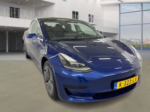 Tesla Model 3 Standard Range Plus 60 kWh 2020