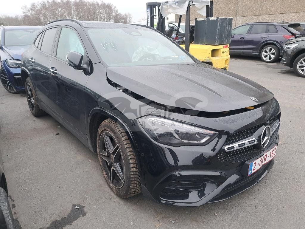 Mercedes-Benz GLA 250e AMG Line 2025