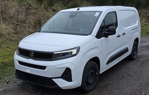 Vauxhall Combo XL 1.5 Pro 2025