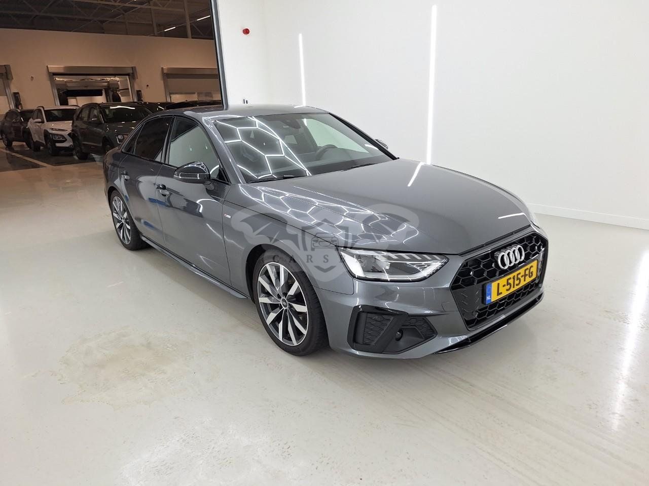 Audi A4 35 TFSI S Edition Competition 2021