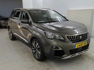 Peugeot 5008 1.2i Premium 2020