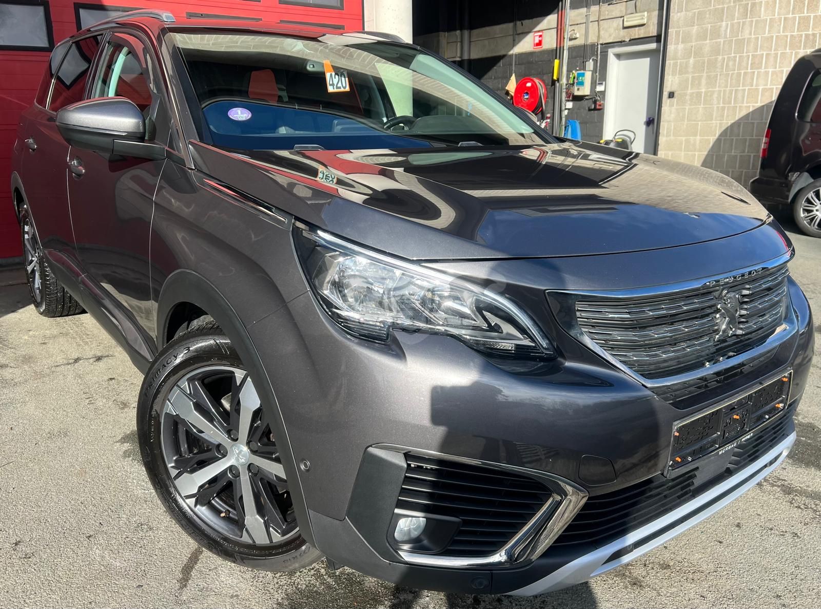 Peugeot 5008 1.2i Allure 2019
