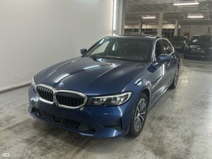 BMW 3 Series 320e 2021