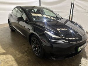 Tesla Model 3 Standard Range Plus 54 kWh 2021