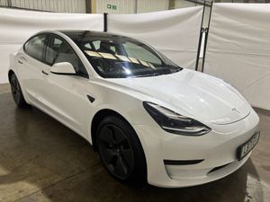 Tesla Model 3 Standard Range Plus 54 kWh 2021