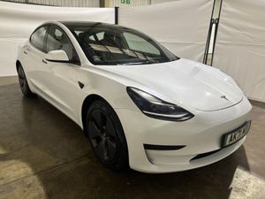 Tesla Model 3 Standard Range Plus 54 kWh 2021