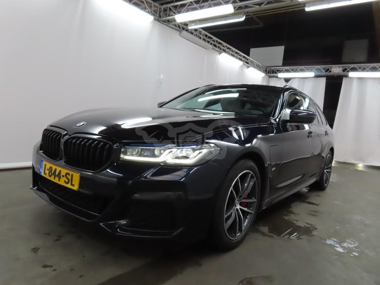 BMW 5 Series Touring 530e M Sport 2021