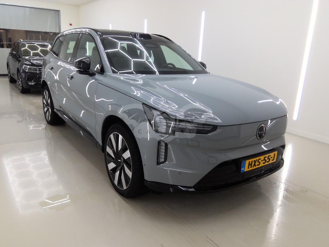 Volvo EX90 Ultra 2025