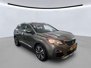 Peugeot 3008 1.2i Premium 2020