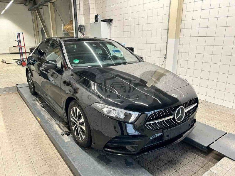 Mercedes-Benz A 200 AMG Line 2022