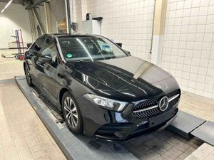 Mercedes-Benz A 200 AMG Line 2022