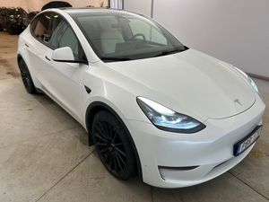 Tesla Model Y Performance 2023