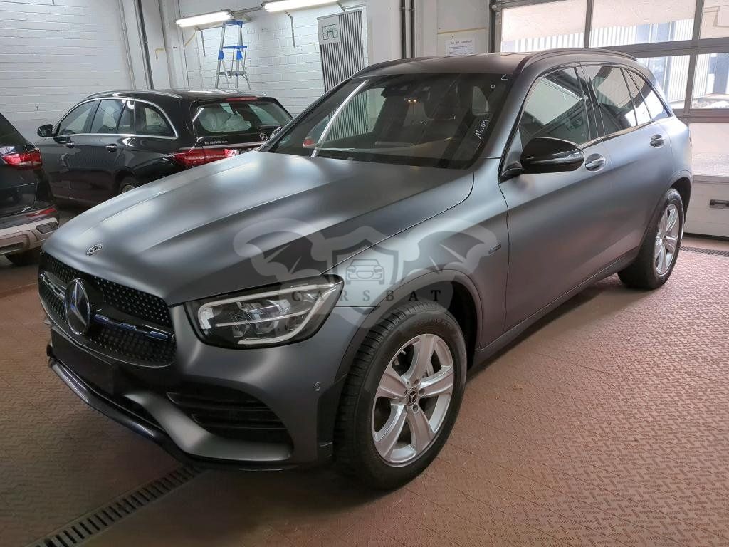 Mercedes-Benz GLC 300e 2020