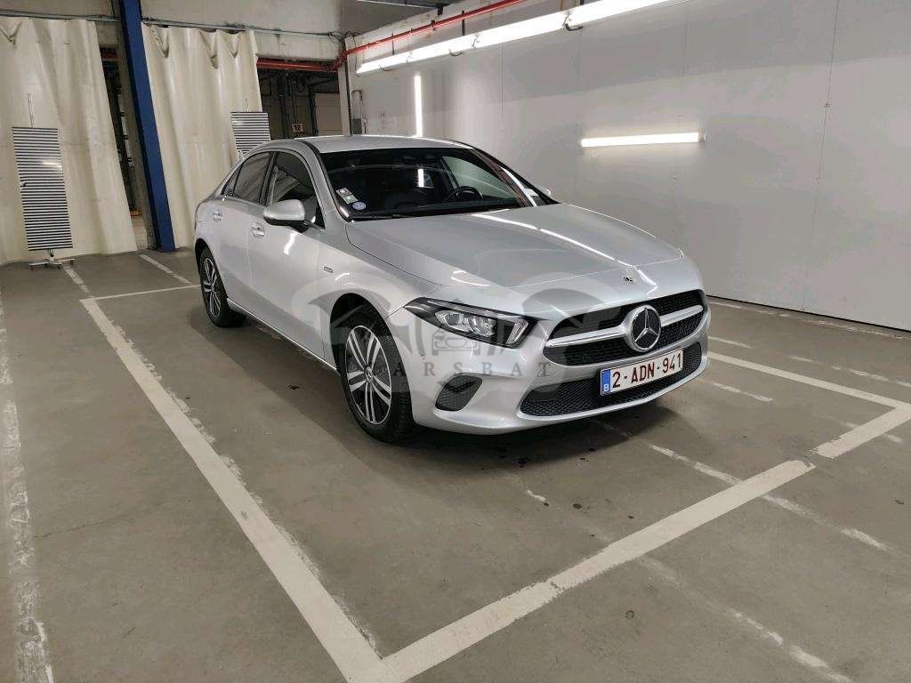 Mercedes-Benz A 250e Business Solution 2021