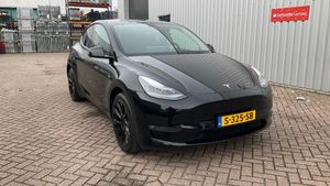 Tesla Model Y Long Range 2023