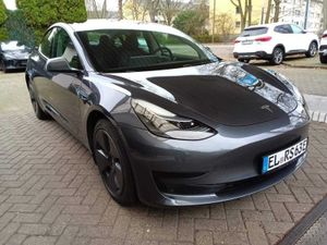Tesla Model 3 Standard Range 2022
