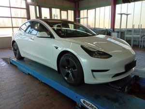 Tesla Model 3 Standard Range Plus 2021