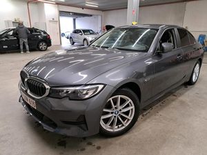BMW 3 Series 320e Business 2021