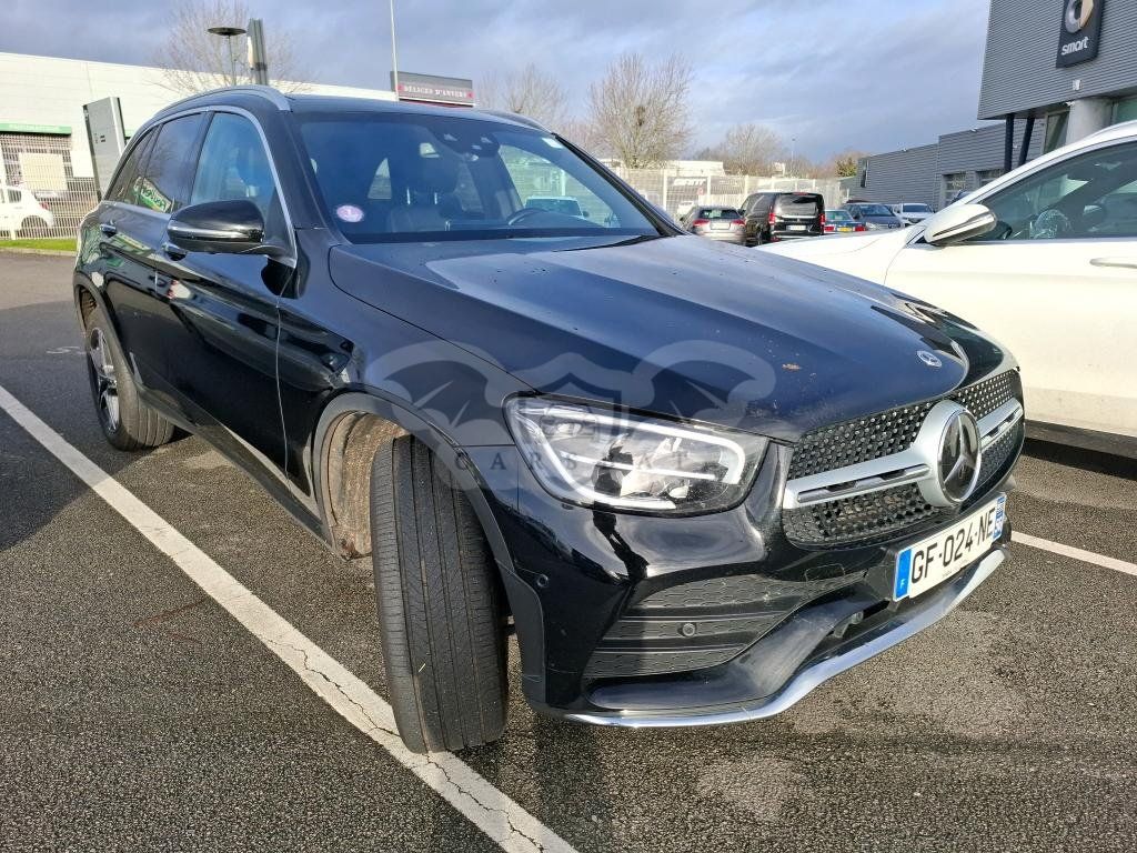 Mercedes-Benz GLC 300de AMG Line 2022