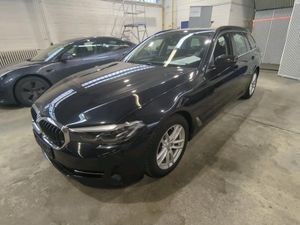 BMW 5 Series Touring 520d 2021