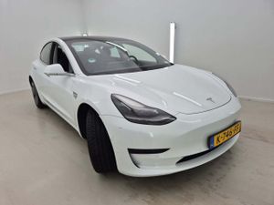 Tesla Model 3 Standard Range Plus 60 kWh 2020