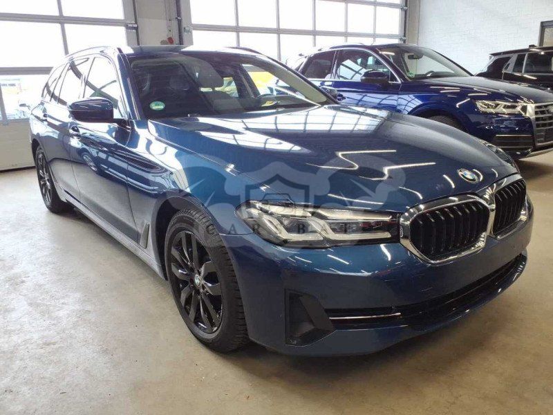 BMW 5 Series Touring 530i 2021