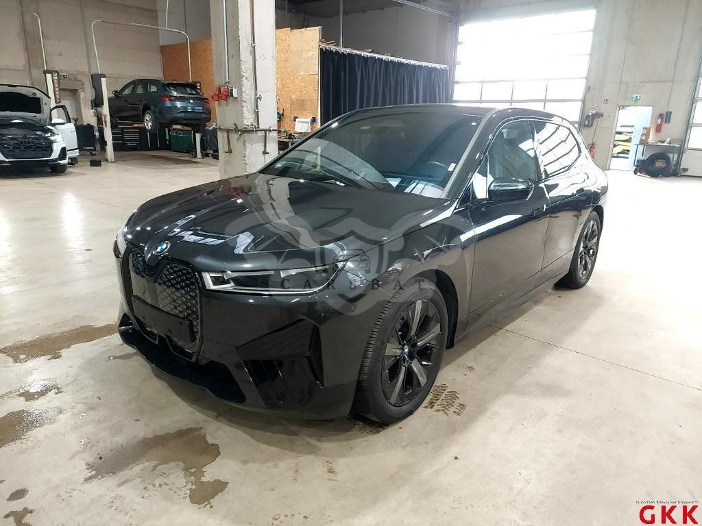 BMW iX 50 2023