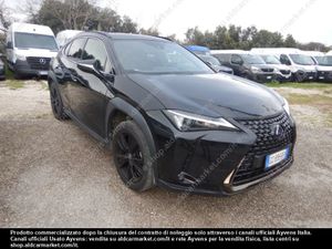Lexus UX 2021