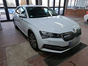 Skoda Superb 1.4 TSI Ambition 2022
