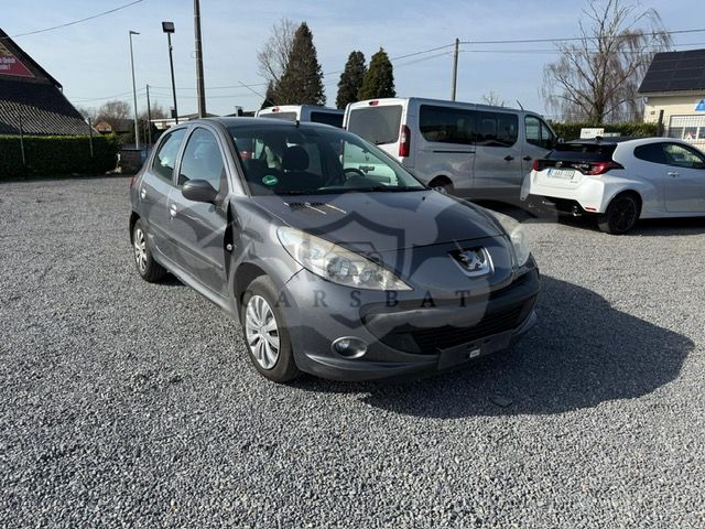 Peugeot 206 1.1i Trendy 2010