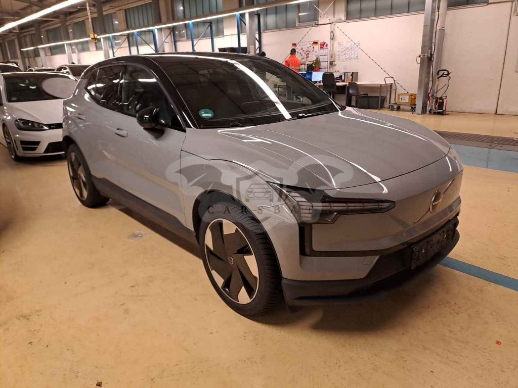 Volvo EX30 Plus 2025