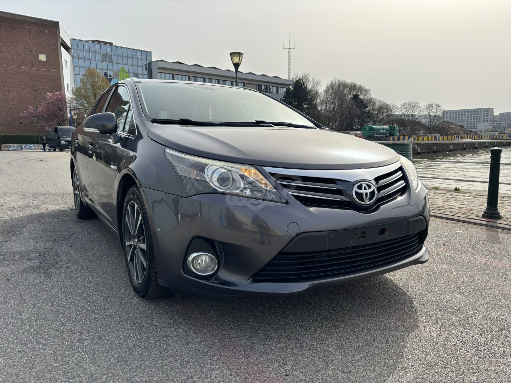 Toyota Avensis 2.0 D-4D Active 2012