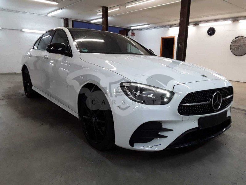 Mercedes-Benz E 300e AMG Line 2021