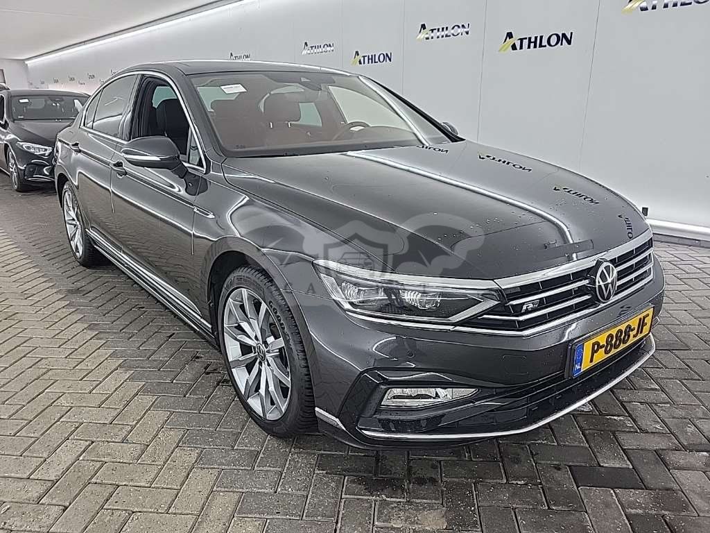 Volkswagen Passat 1.5 TSI R-Line 2022
