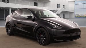 Tesla Model Y Performance 2025