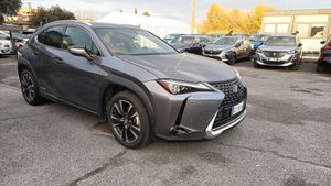 Lexus UX 2021