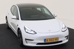 Tesla Model 3 Standard Range Plus 60 kWh 2021
