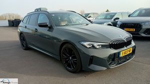 BMW 3 Series Touring 318i 2023