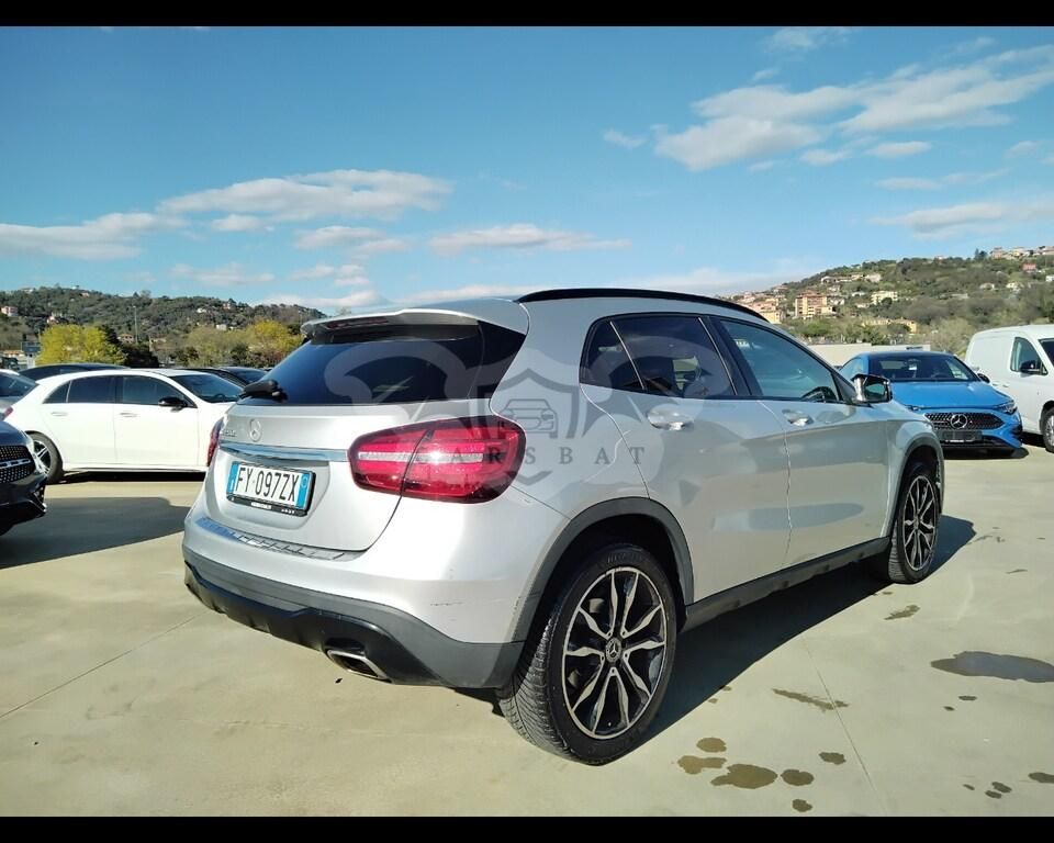 Mercedes-Benz GLA 200d Sport 2019