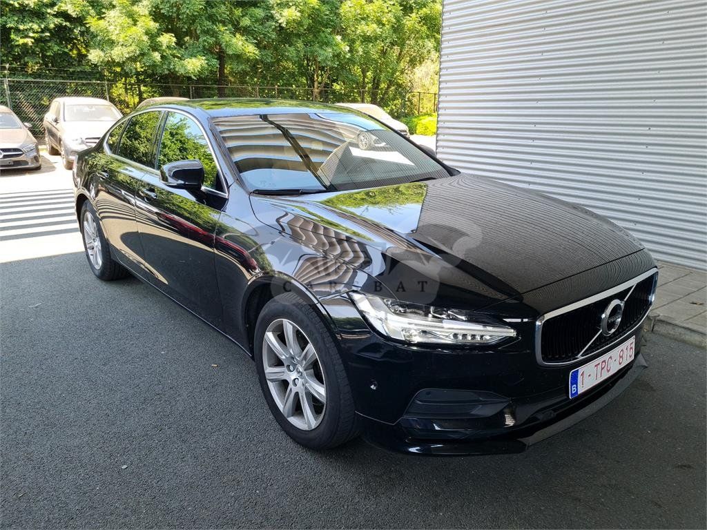 Volvo S90 D3 Momentum 2018
