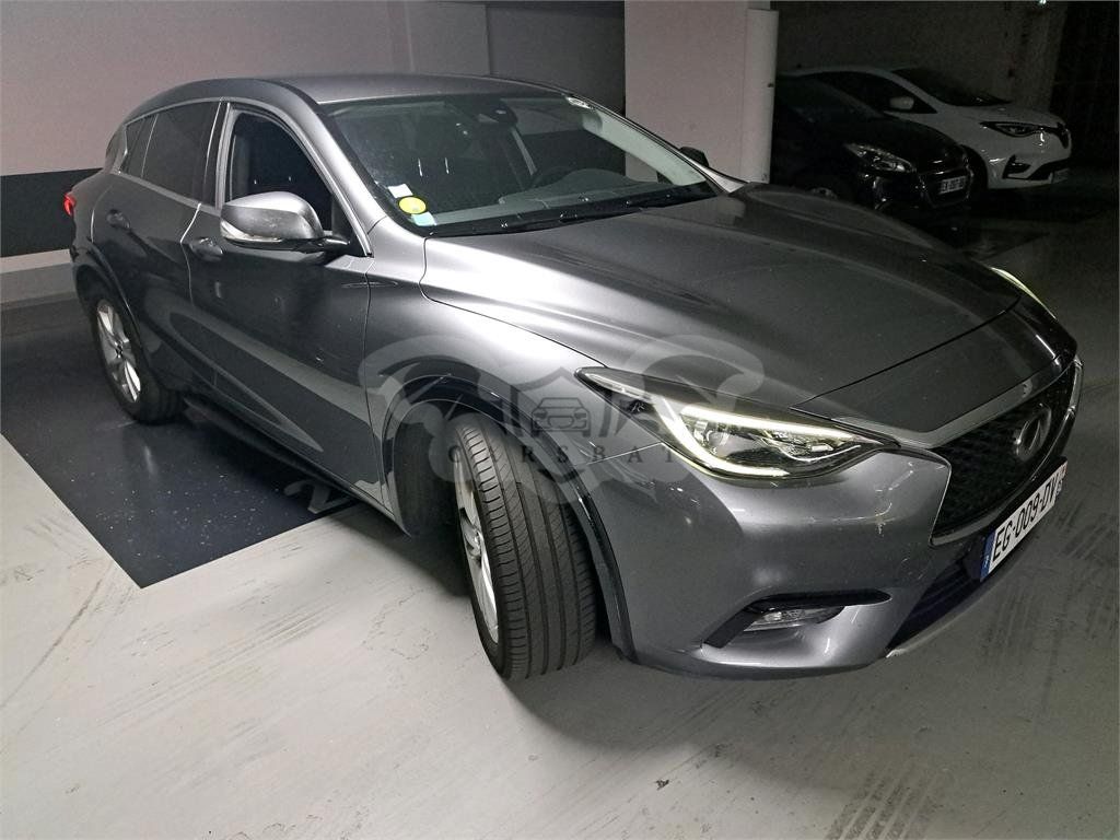 Infiniti Q30 1.5d Premium 2016