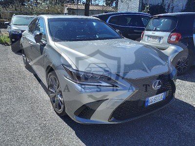 Lexus ES 300h F-Sport 2021