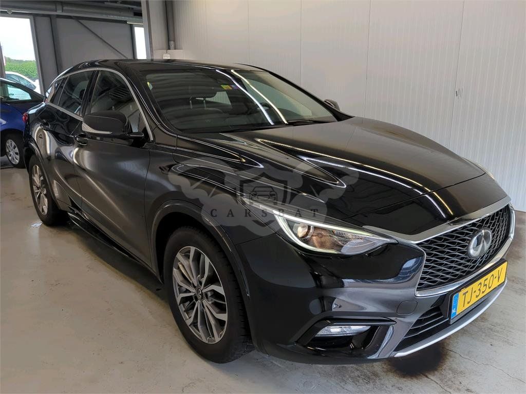 Infiniti Q30 1.5d Business 2018
