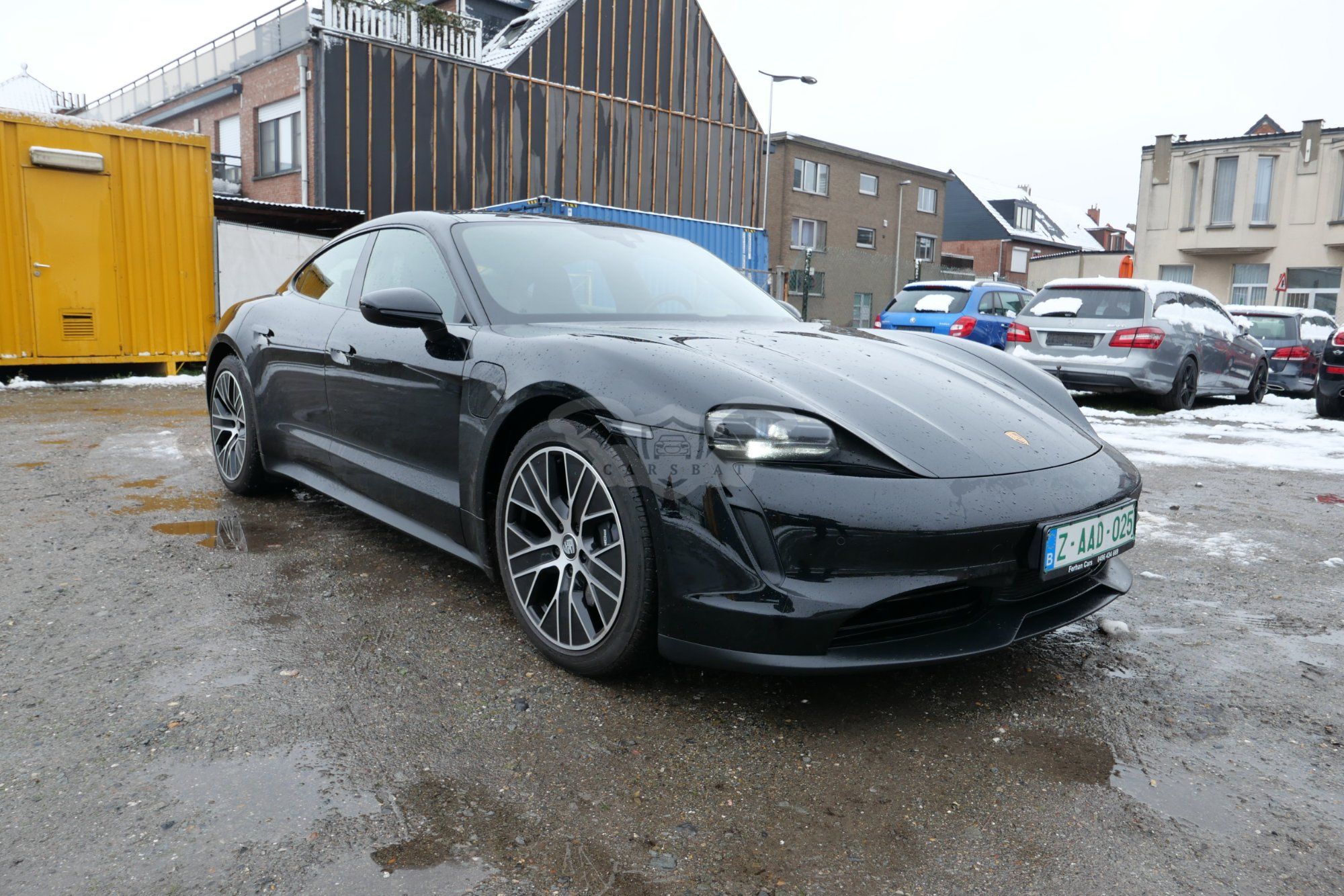 Porsche Taycan 2021