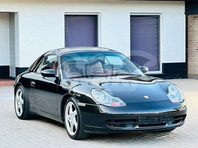 Porsche 911 4 2001